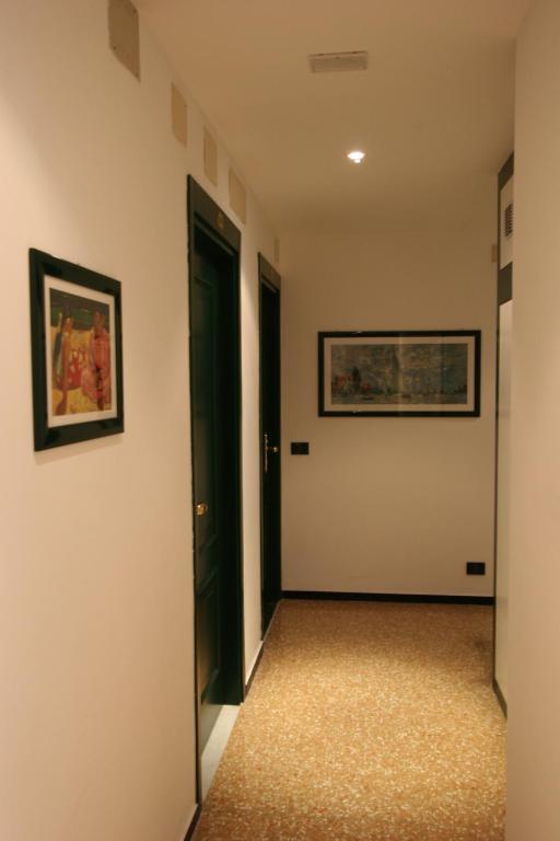 Albergo Adriana Челле-Лигуре Экстерьер фото